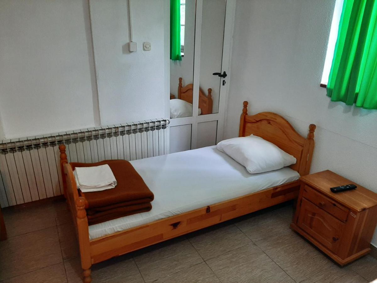 Apartmani Herceg Gacko Zewnętrze zdjęcie