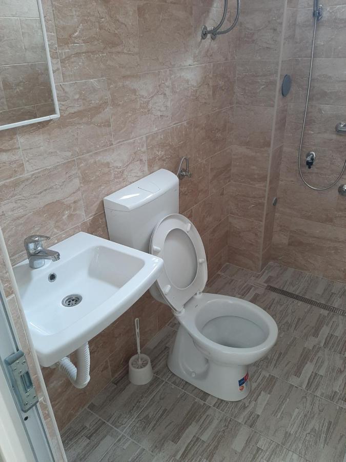 Apartmani Herceg Gacko Zewnętrze zdjęcie