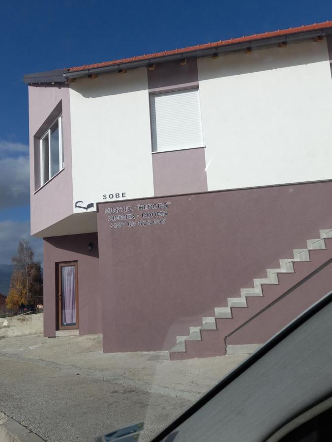 Apartmani Herceg Gacko Zewnętrze zdjęcie