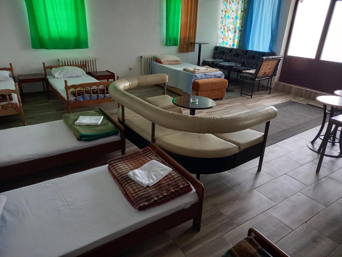 Apartmani Herceg Gacko Zewnętrze zdjęcie