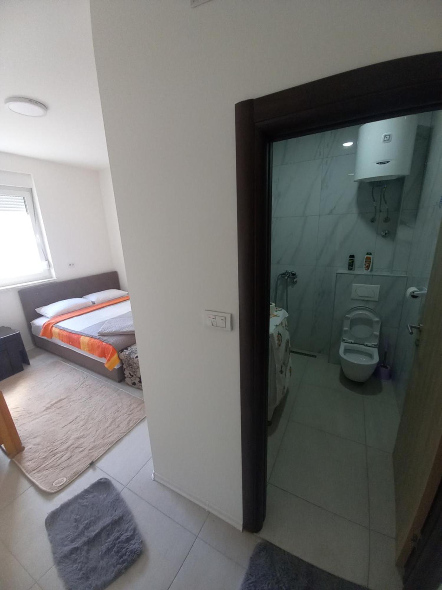 Apartmani Herceg Gacko Zewnętrze zdjęcie