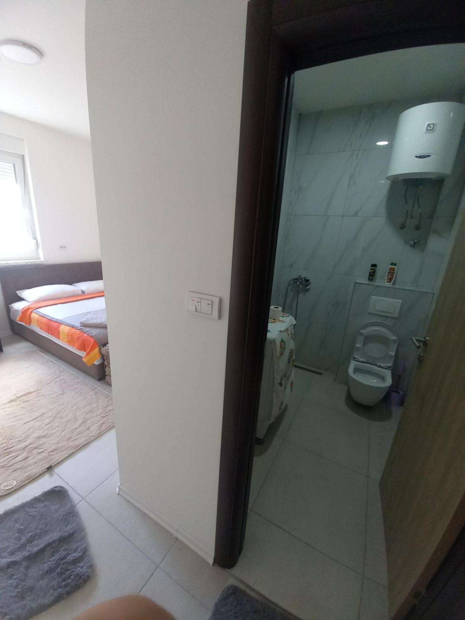 Apartmani Herceg Gacko Zewnętrze zdjęcie
